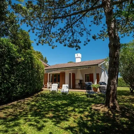 Leccio Villa *